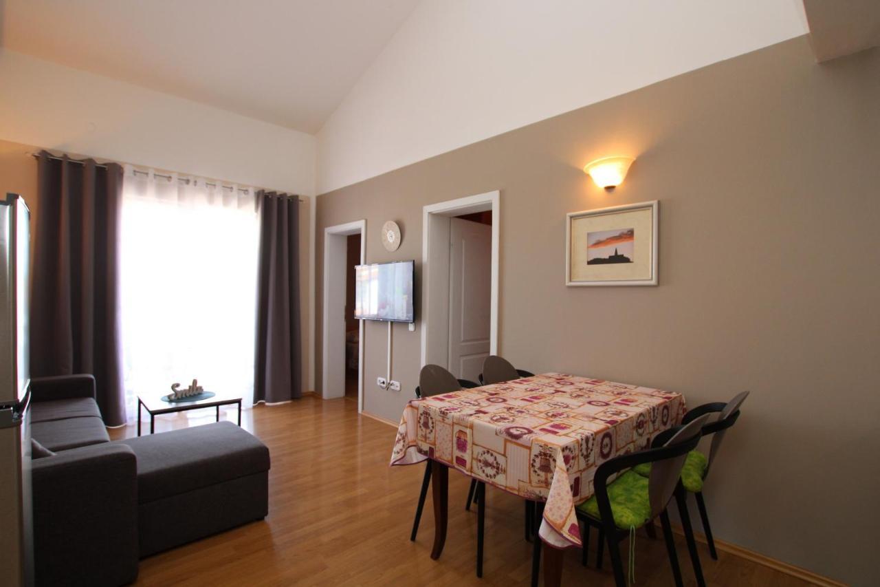 Apartments Markus Poreč Extérieur photo